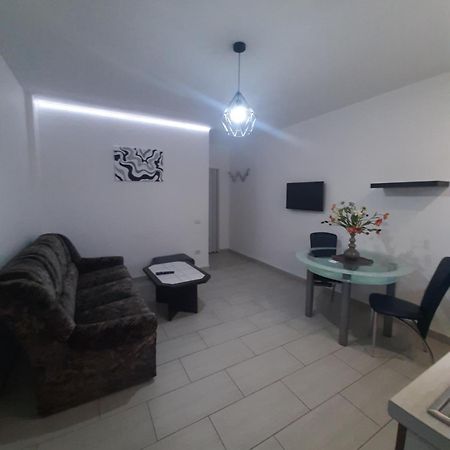 Appartement Golden Stars à Arad Extérieur photo